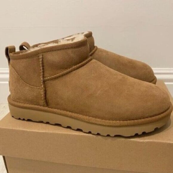 NWT  Ugg boots-UGG Classic Ultra Mini Water-Resistant Booties Women's - Picture 7 of 11